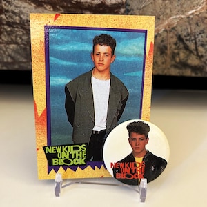 New Kids on the Block 1989 Joe Trading Card #51 and Pin