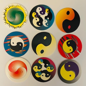 Choose a Pog from the Ying Yang Caps Collection, Party Favors, Pogs
