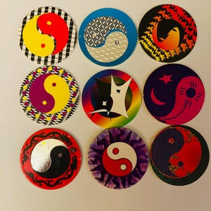 Choose a Pog from the Ying Yang Caps Collection, Party Favors, Pogs