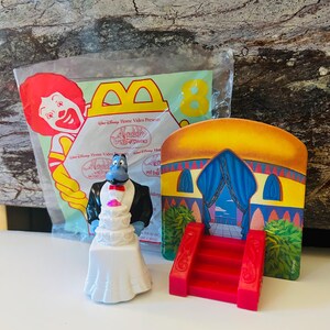 Genie Aladdin Toy 1996 McDonalds Happy Meal Toy