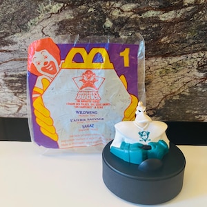 Mighty Ducks Hockey Puck Wildwing 1996 Happy Meal Toy