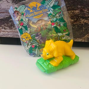 Run Around Cera Land Before time 1997 Toy with Original package