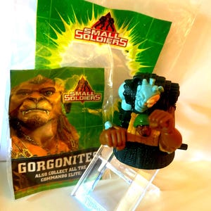 Small Soldiers 1998 Figure (includes original bag)