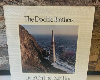 Álbum de vinilo Livin on the Fault Line de Doobie Brothers de 1977