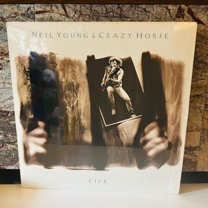 Neil Young 1987 Vinyl LP Crazy Horse Record Life Album