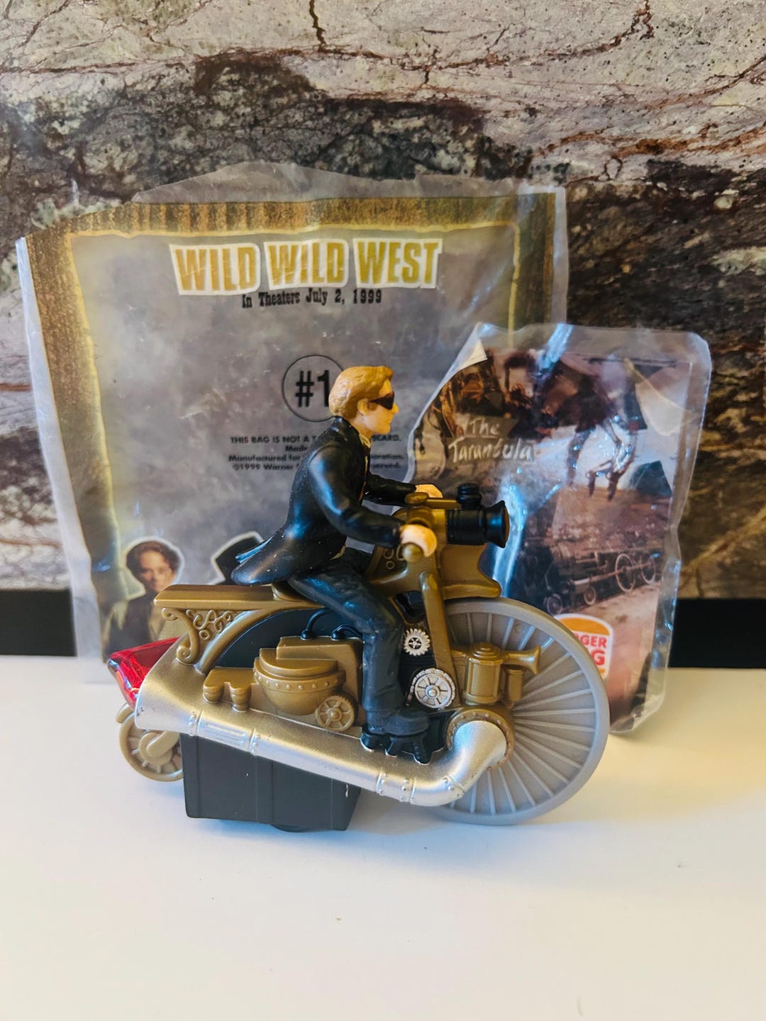 Wild Wild West 1999 Burger King Toy Israel