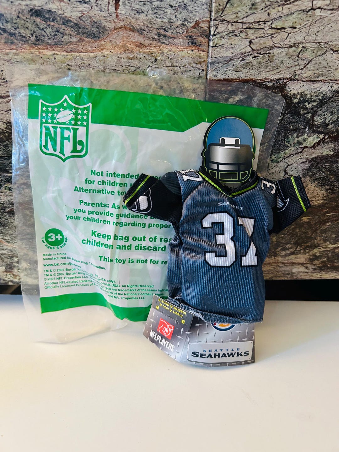 【未開封】NFL Shaun Alexander フィギュア 37 シーホークス McFarlane Shaun Alexander Seattle Seahawks #37 Series 6 Figure NFL