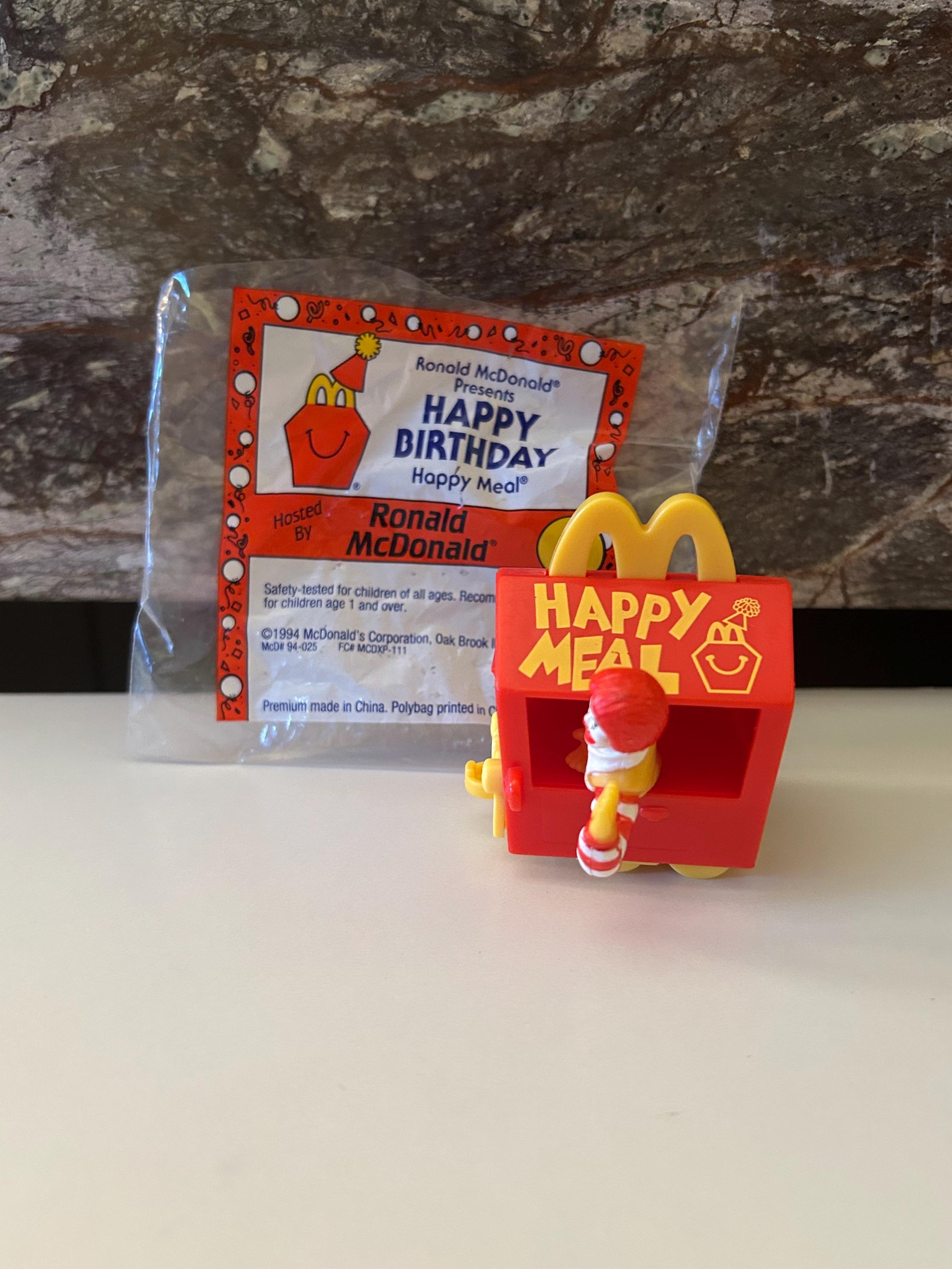 マクドナルド　ぬいぐるみ　フィギュア　1994年　シンガポール マクドナルド旧正月キャンペーン：限定メニューとぬいぐるみで味わう
