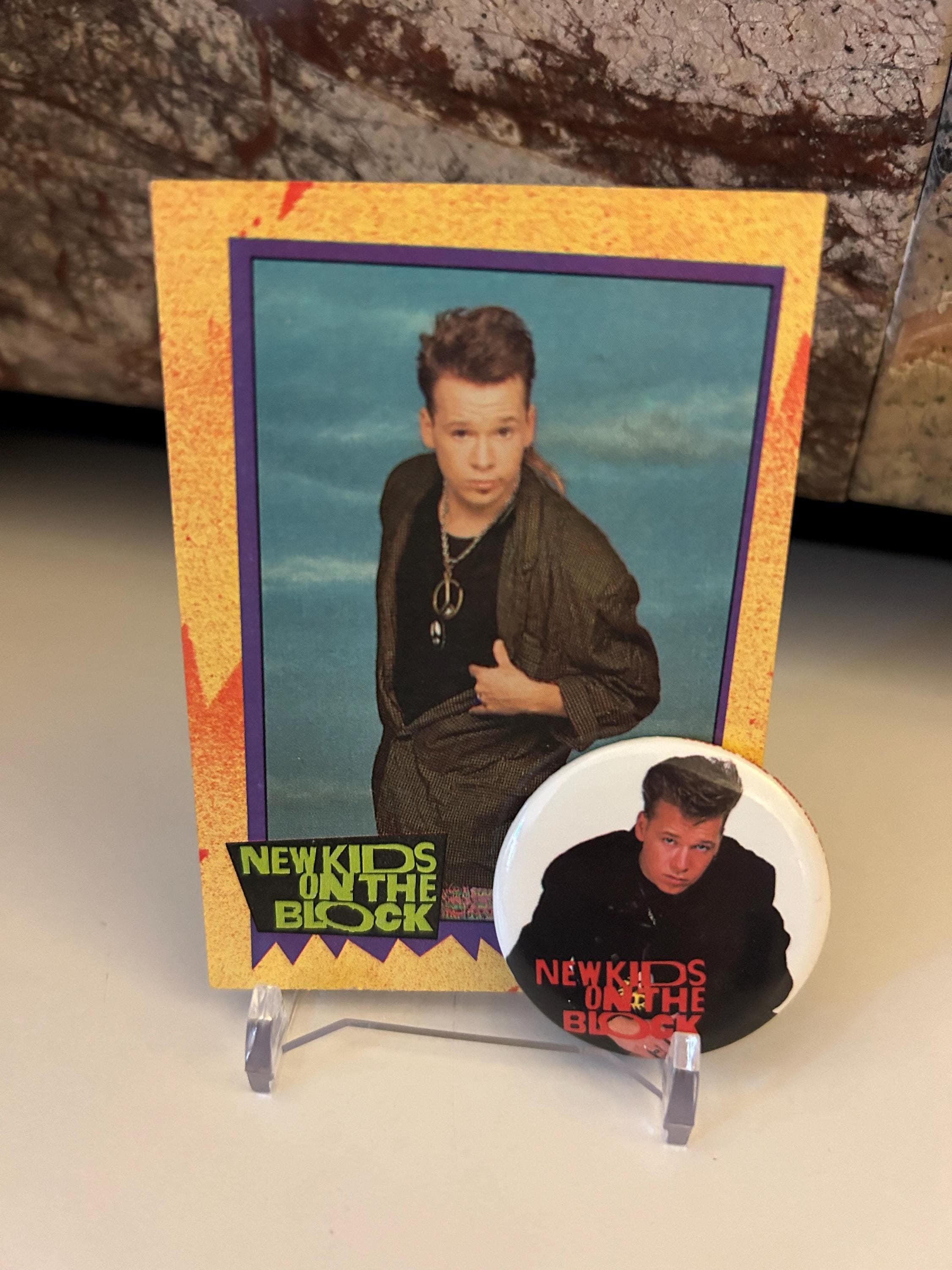 New Kids on the Block 1989 Donnie Trading Card #77 and Pin