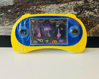 ウォーターゲーム バスケットボール Amazon.co.jp: 懐かしいおもちゃ！ ミニウォーターアーケード