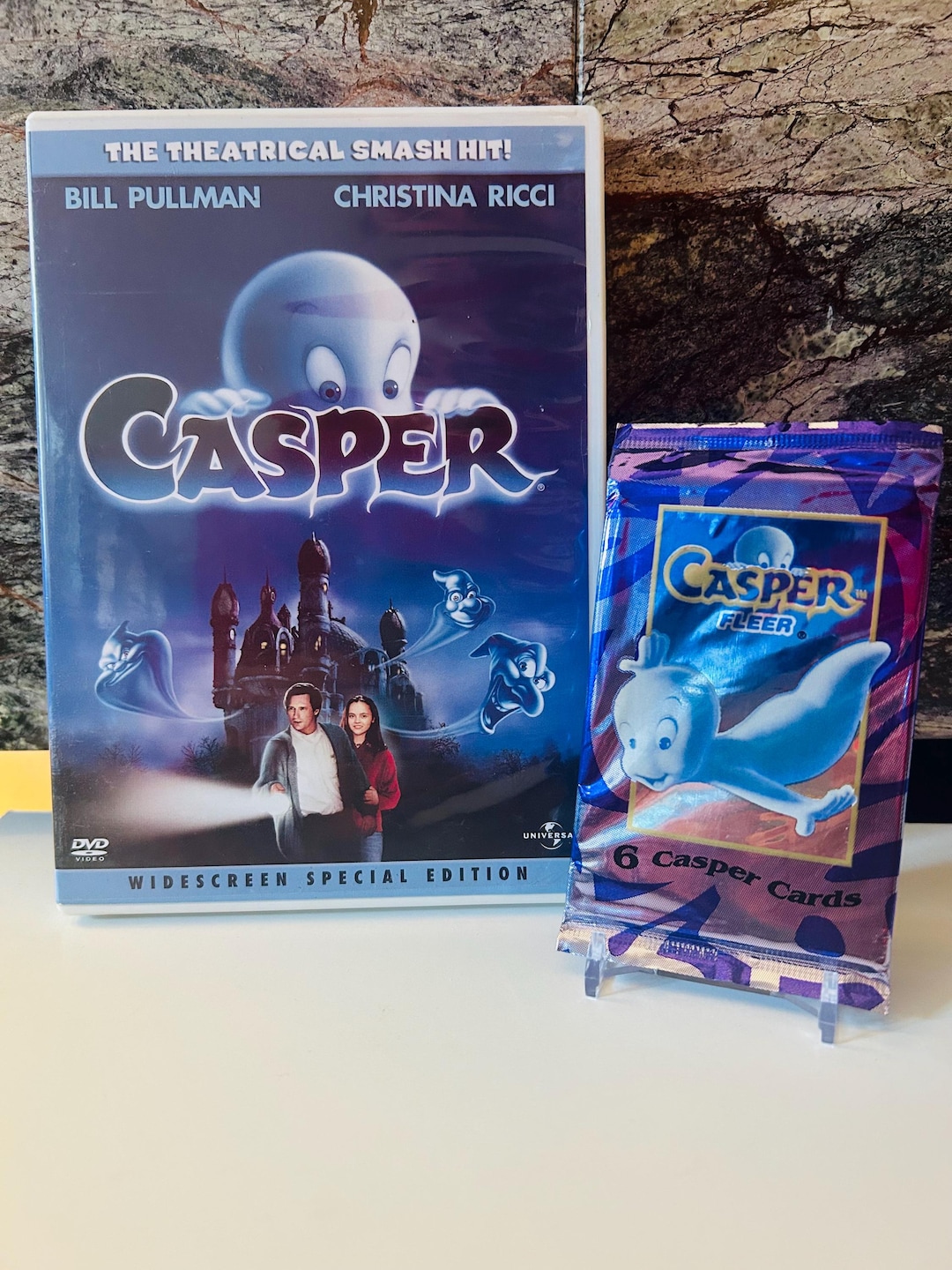 ✨希少✨ヴィンテージ　キャスパー　CASPER'S TV SET 海外版 Casper 2003 Preowned DVD With 1995 Trading Card Pack Gift Set - Etsy
