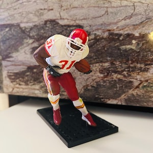 Priest Holmes McFarlane 2004 Series 9 Collectible Figure Kansas City Chiefs, No box