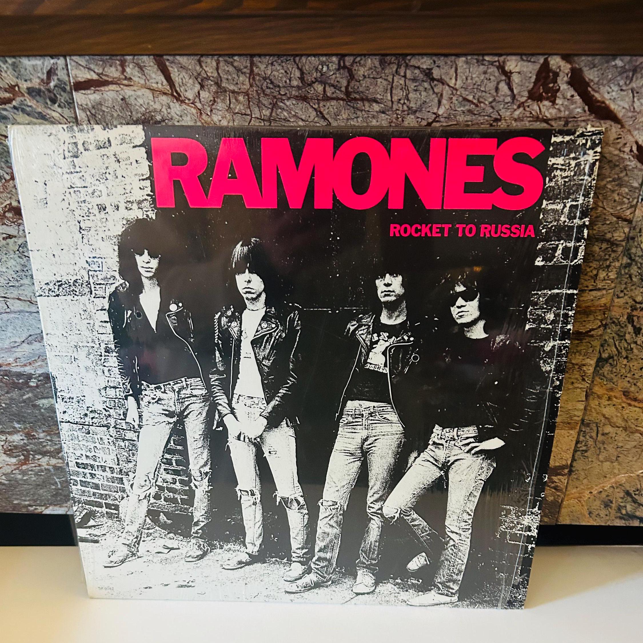 Ramones 1977 LP Rocket to Russia Album - Etsy Canada