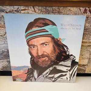 Willie Nelson 1982 LP Vinyl Songs Always on my Mind Album