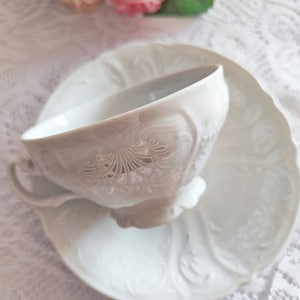 Tea Cup with Delicate Lace Baroque | White porcelain | Quality Porcelain | Wedding gift