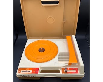 Vintage Fisher-Price Portable Record Player With Built-In Speaker 120V Electric Tan/Orange Includes 20 Records