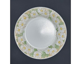 Metlox Discontinued Sculptured Daisy Poppytrail 10 1/2&quot; Dinner Plate Hand-Decorated Dishwasher/Oven Safe