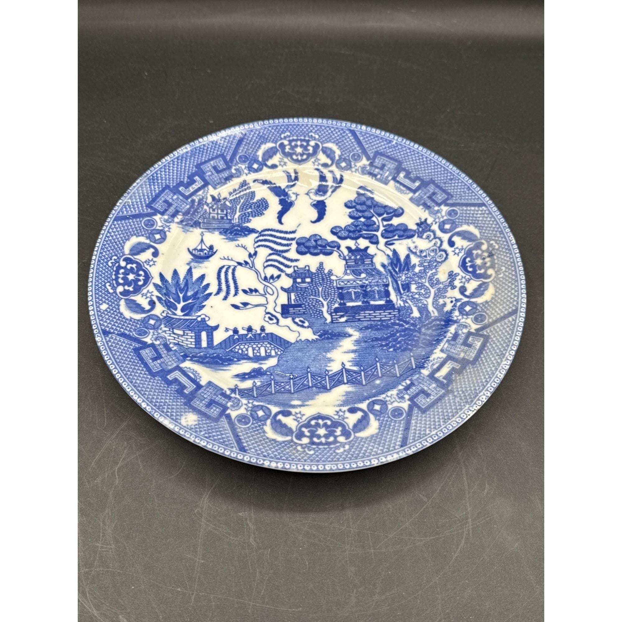 VTG Blue & White Willow Pattern Ceramic Plate Made in Japan 9