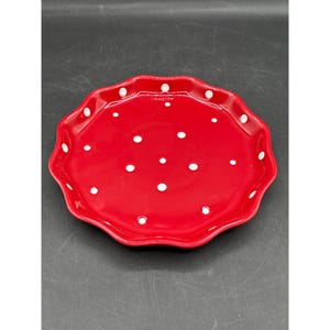 Temp-Tations Presentable Ovenware 8" Red Polka Dot Scalloped Plate