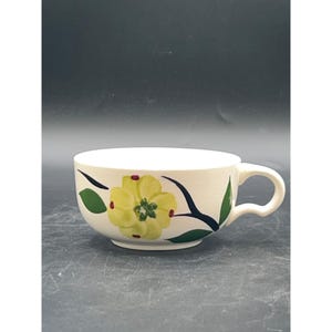 VTG Blue Ridge Southern Pottery Joni Dixie Dogwood hand painted tea coffee cup