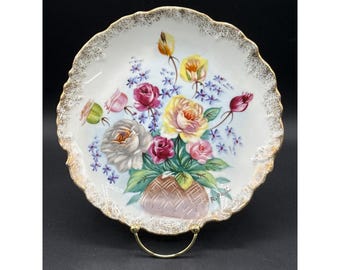 Plato vintage pintado a mano con motivos florales y detalles dorados de UCAGCO Japón, 21,3 cm (8 3/8 pulgadas).