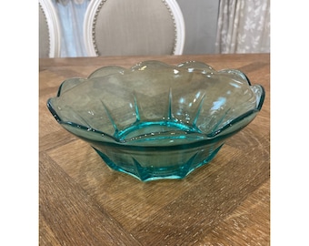 Hazel Atlas Capri Azure Aqua Blue Ruffled Glass Bowl 8”