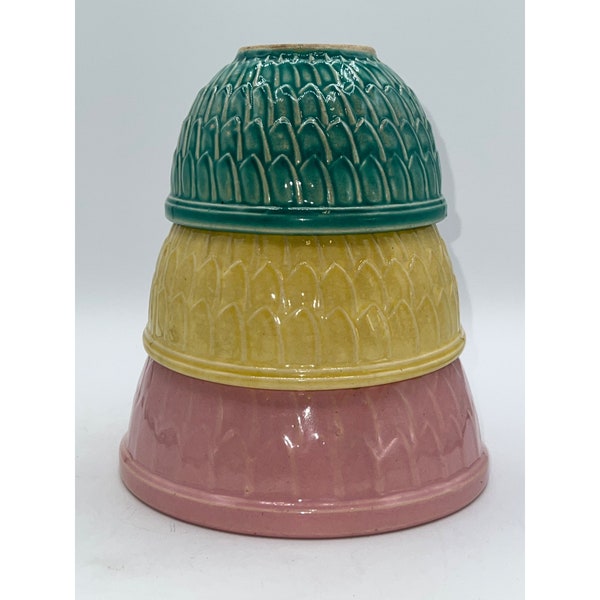 McCoy fish scale nesting bowls Pink, Yellow, Green