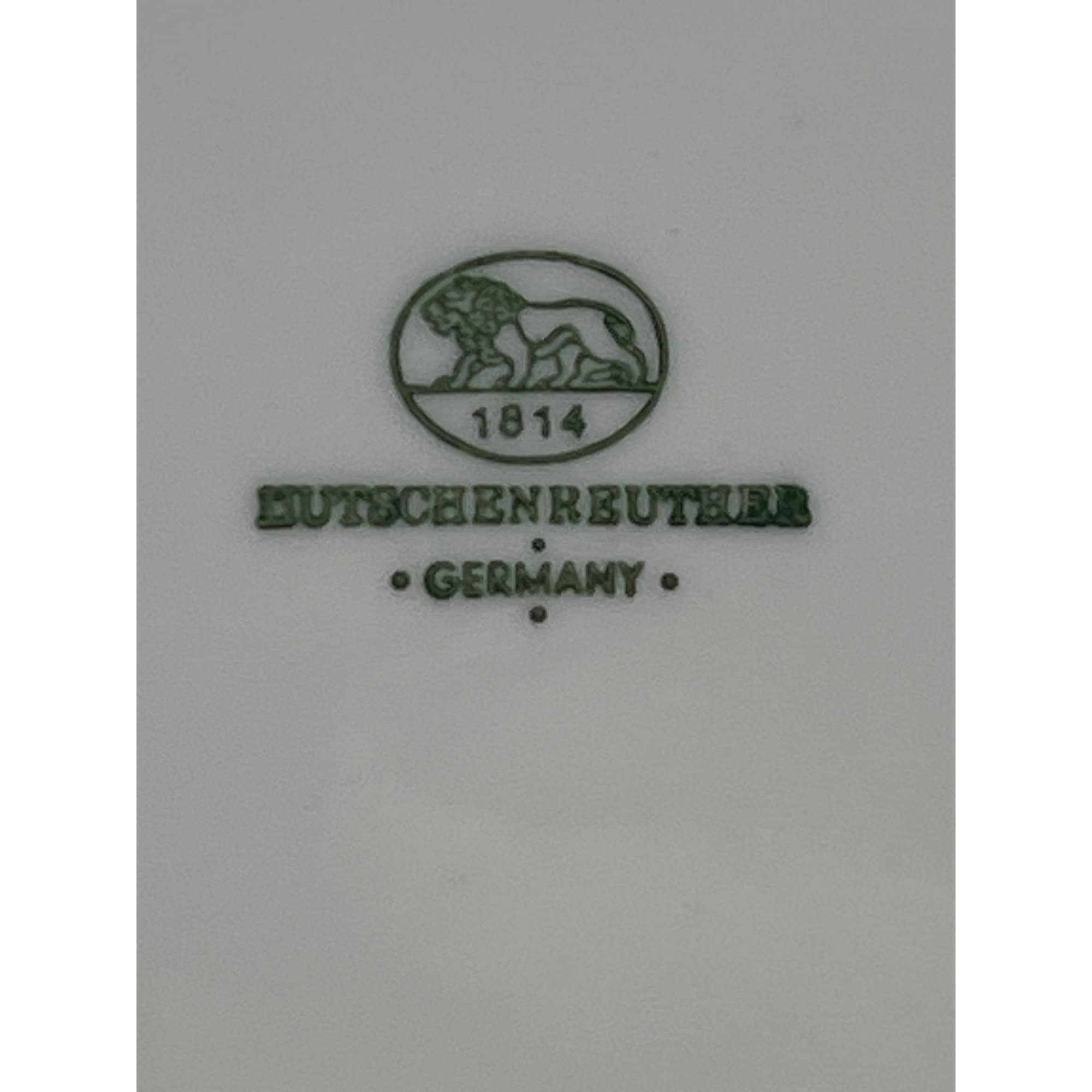 Vintage HUTSCHENREUTHER (1814) Christmas Plate 