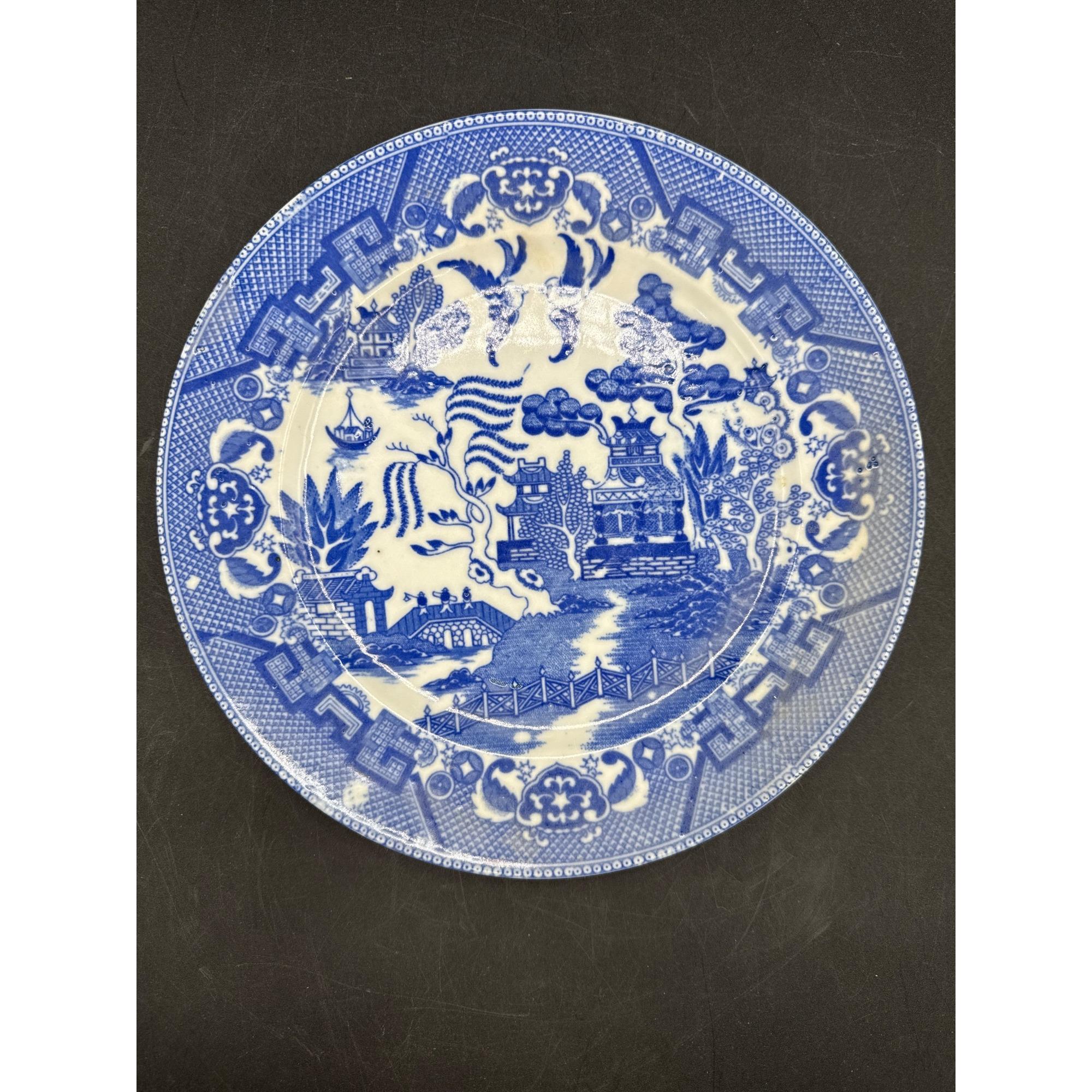 VTG Blue & White Willow Pattern Ceramic Plate Made in Japan 9