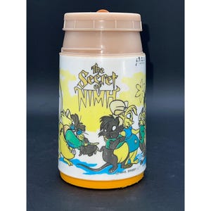 Vintage Aladdin The Secret Of NIMH Thermos Plastic Cartoon Design 1982