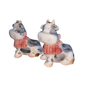 Vintage 1985 George Good By Fabrizio Cow Salt and Pepper Shaker Set Korea
