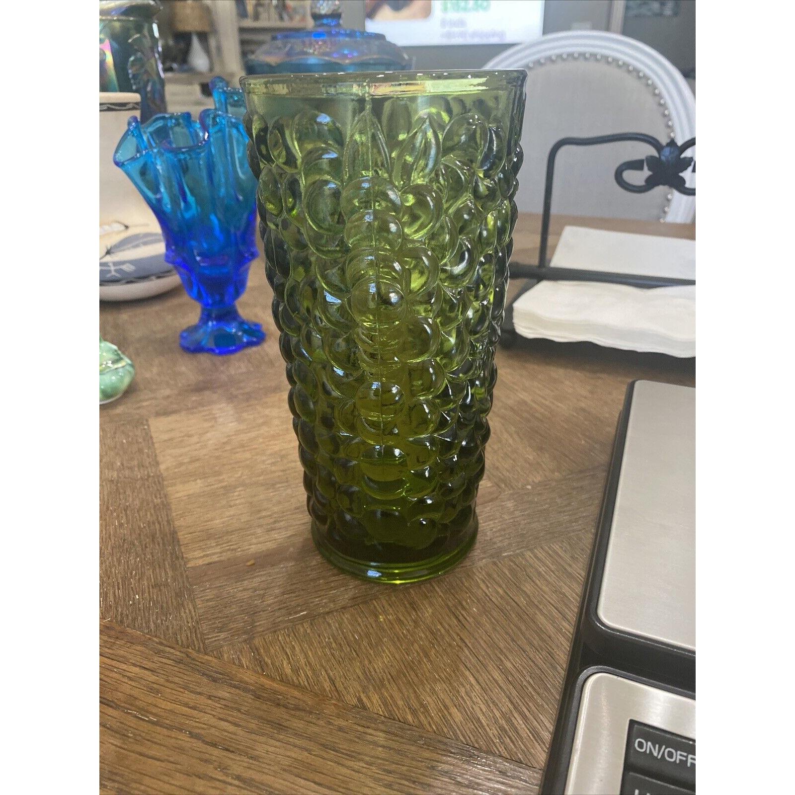 Vase En Verre Décoré Grappe De Raisin, Pieds En Patte De Lion, Transparent, Occasion