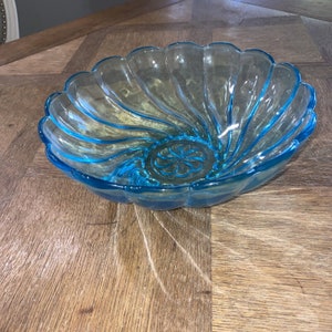 Vintage Hazel Atlas Glass Bowl Dish Capri Azure Blue Swirl Seashell 9&quot; D