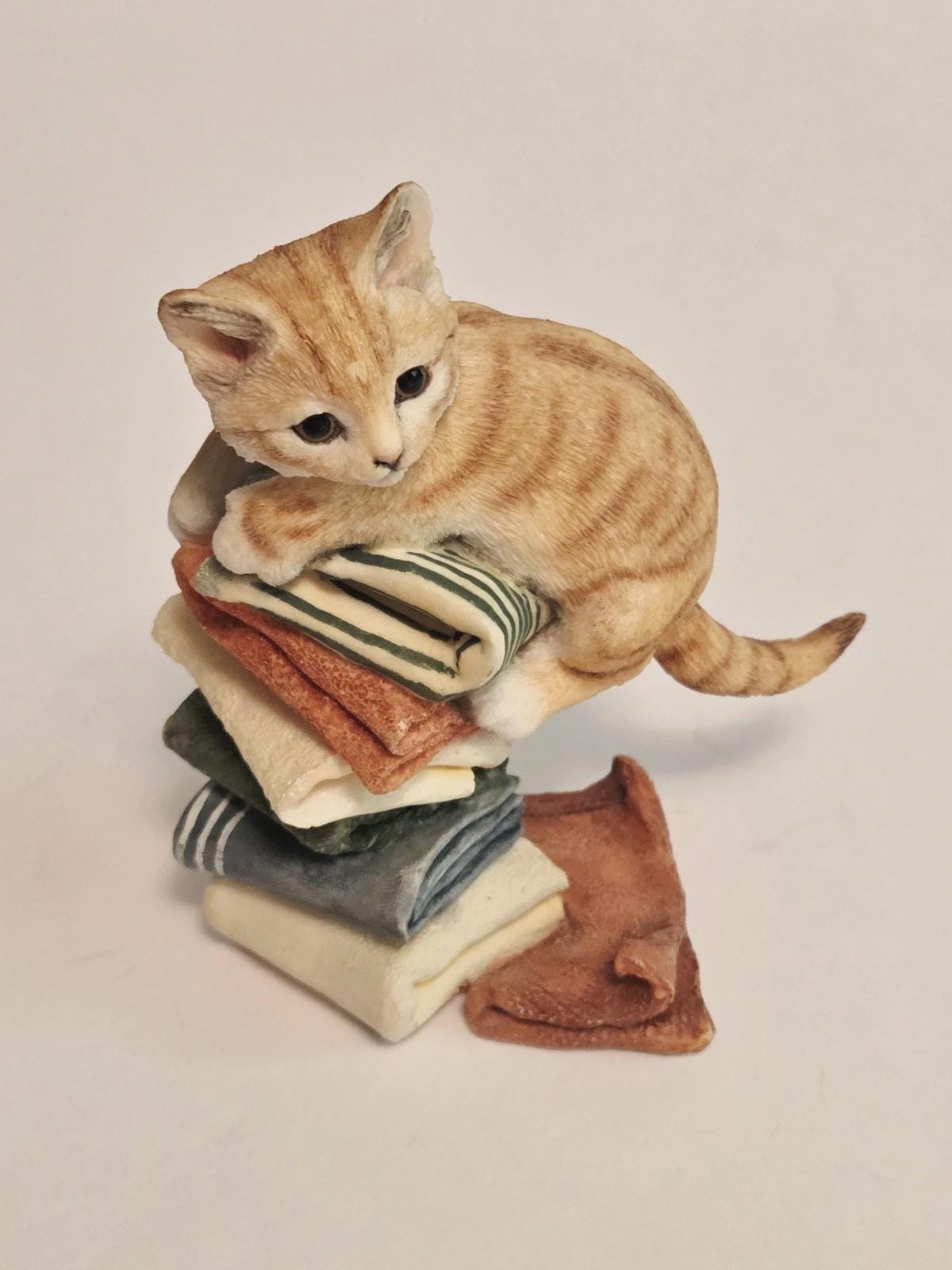 Country Artists Cat Figurines - Etsy