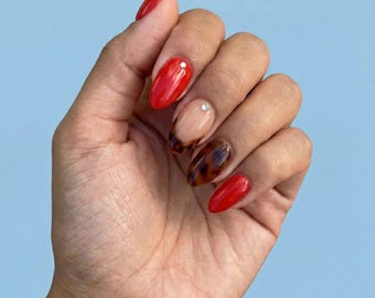 Tortoise Shell Press On Nails | Red & Neutral Almond, Size Small