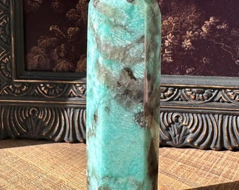 Amazoniet- en rookkwartstoren: blauwgroen kristal