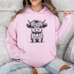 Felpa con cappuccio a forma di mucca delle Highlands, felpa con mucca delle Highlands, maglione invernale, maglione autunnale, felpa con cappuccio a forma di girasole, regalo a tema mucca delle Highlands, cucciolo di toro delle Highlands Light Pink