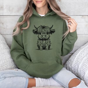 Felpa con cappuccio a forma di mucca delle Highlands, felpa con mucca delle Highlands, maglione invernale, maglione autunnale, felpa con cappuccio a forma di girasole, regalo a tema mucca delle Highlands, cucciolo di toro delle Highlands Military Green