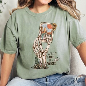 Vintage Western Tshirt,Retro Vintage Comfort Colors Shirts,Halloween Skeleton Hand Shirt,Gift For Her,Western Gift,Country Tee,Wild West Tee