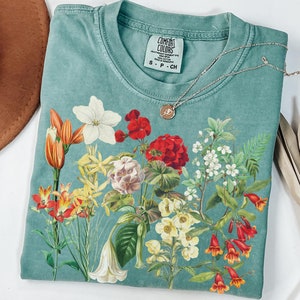 Sag Harbor Black Floral Embroidered Short Sleeved Button Up