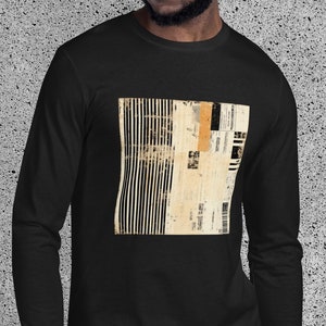 Könnte beinhalten: Schwarzes Langarmshirt mit einem grafischen Druck eines Vintage-Barcodes in Schwarz, Weiß und Orange.