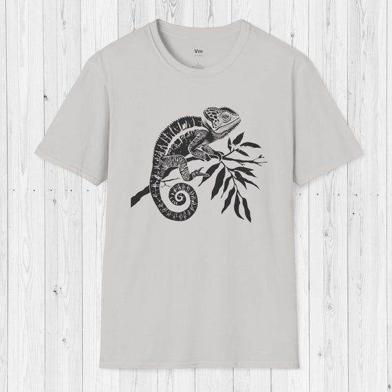 Chameleon Shirt | Chameleon T-shirt | Lizard Shirt | Animal Lover Gift