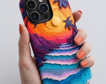 Puede incluir: Una funda para smartphone con un diseño multicapa y tridimensional de una puesta de sol tropical sobre el océano. La ilustración muestra un sol brillante naranja y amarillo, palmeras de color morado oscuro y olas en tonos azul, rosa y turquesa.