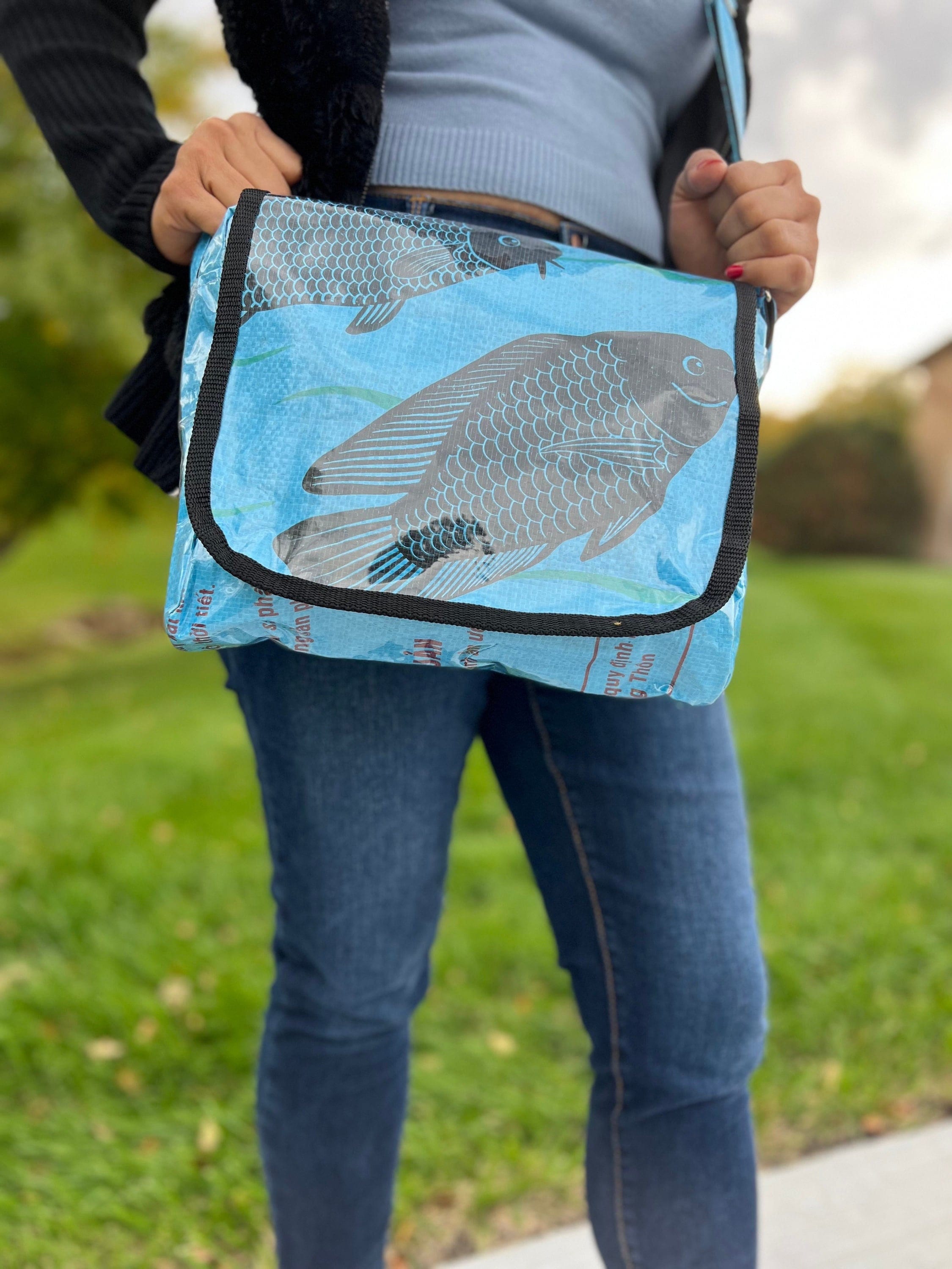 Recycled messenger top bag uk