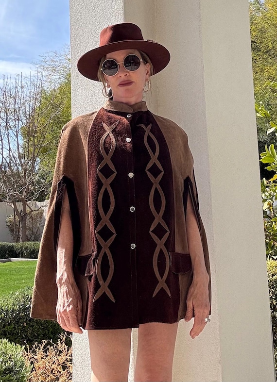 Leather cape 70s vintage - Gem Leather cape 70s vintage - Gem