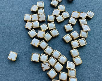 100-delige witte Kundan-stenen met platte achterkant: Saree/Lehenga-versieringen