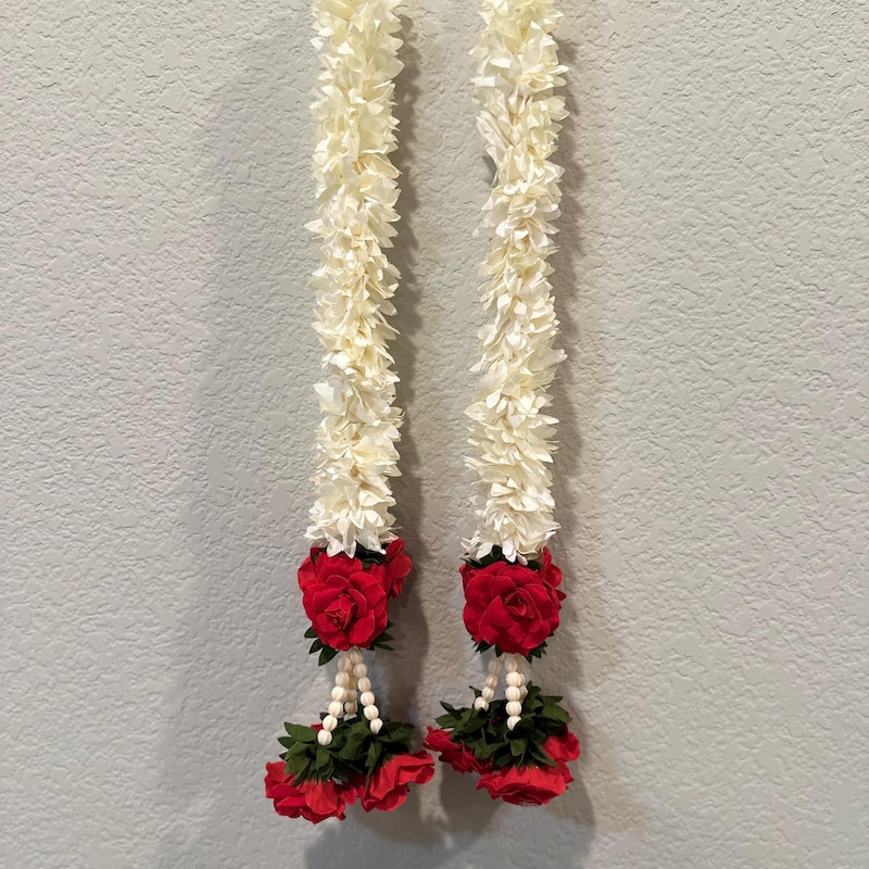 Rose Garland Mala for Wedding main image 1