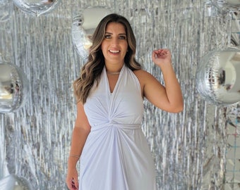 Dieses Kleid ist ein sehr schönes Kleidungsstück für Frauen