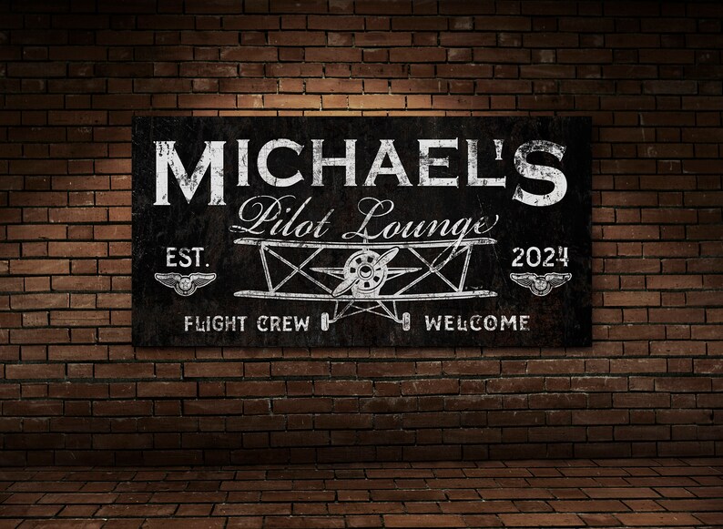 Pilot Roster Wall Personalized Pilot Lounge Sign Custom Flight Crew Wall Decor - Etsy