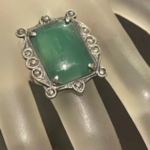Art Deco Vintage Green Adventure With Marcasite Sterling Silver Ring